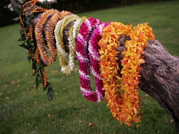 The Art Of Lei Making